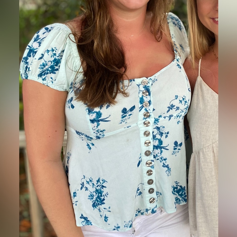 Free people blue flower button top